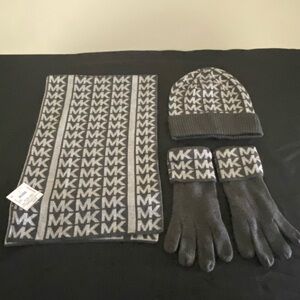 Michael Kors Charcoal and Light Gray Winter Set